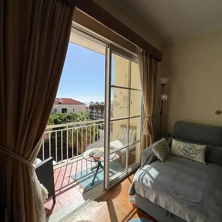 Apartamento Apart. Inteiro Cheio De Luz, Tao Perto Do Centro Funchal (Madeira)